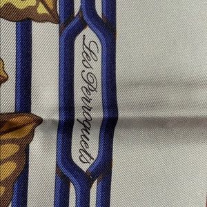 Vintage Hermès silk scarf -Les Perroquets
